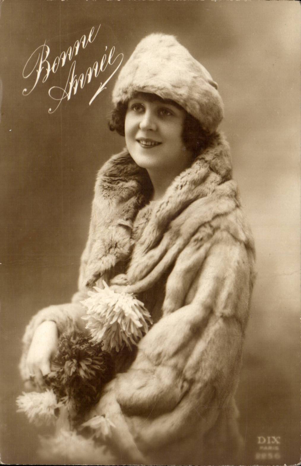 CPA Fantaisie Bonne annee Femme