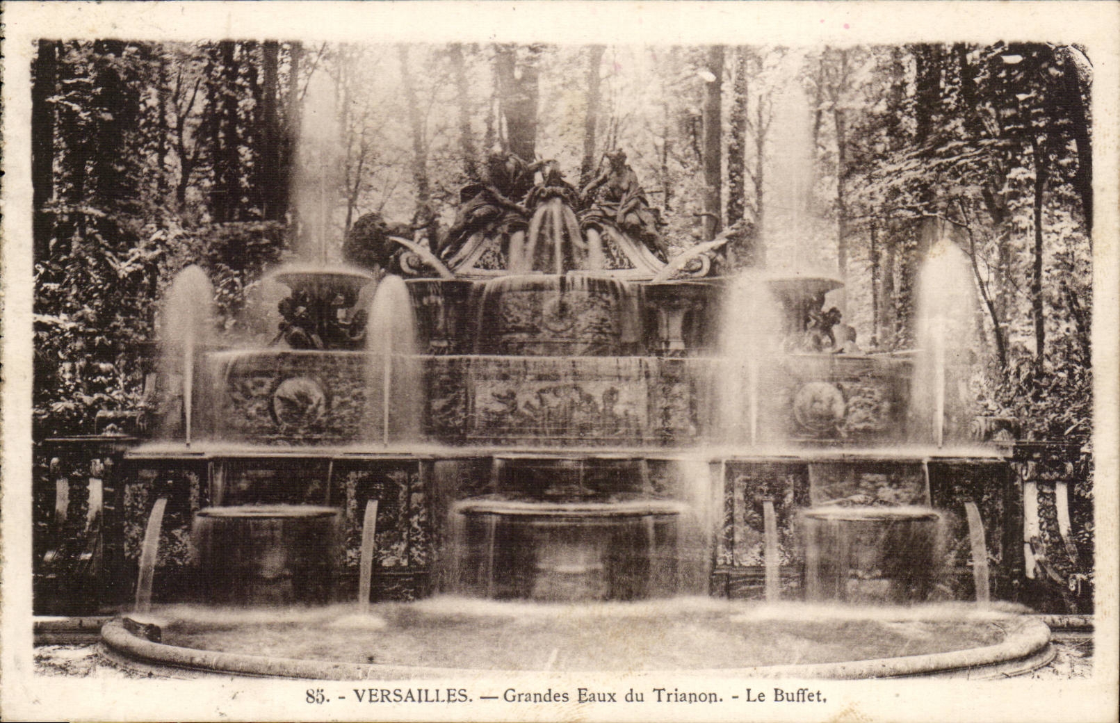 Versailles — Grandes Eaux du Trianon — Le Buffet — éditeur F. David, n°85
