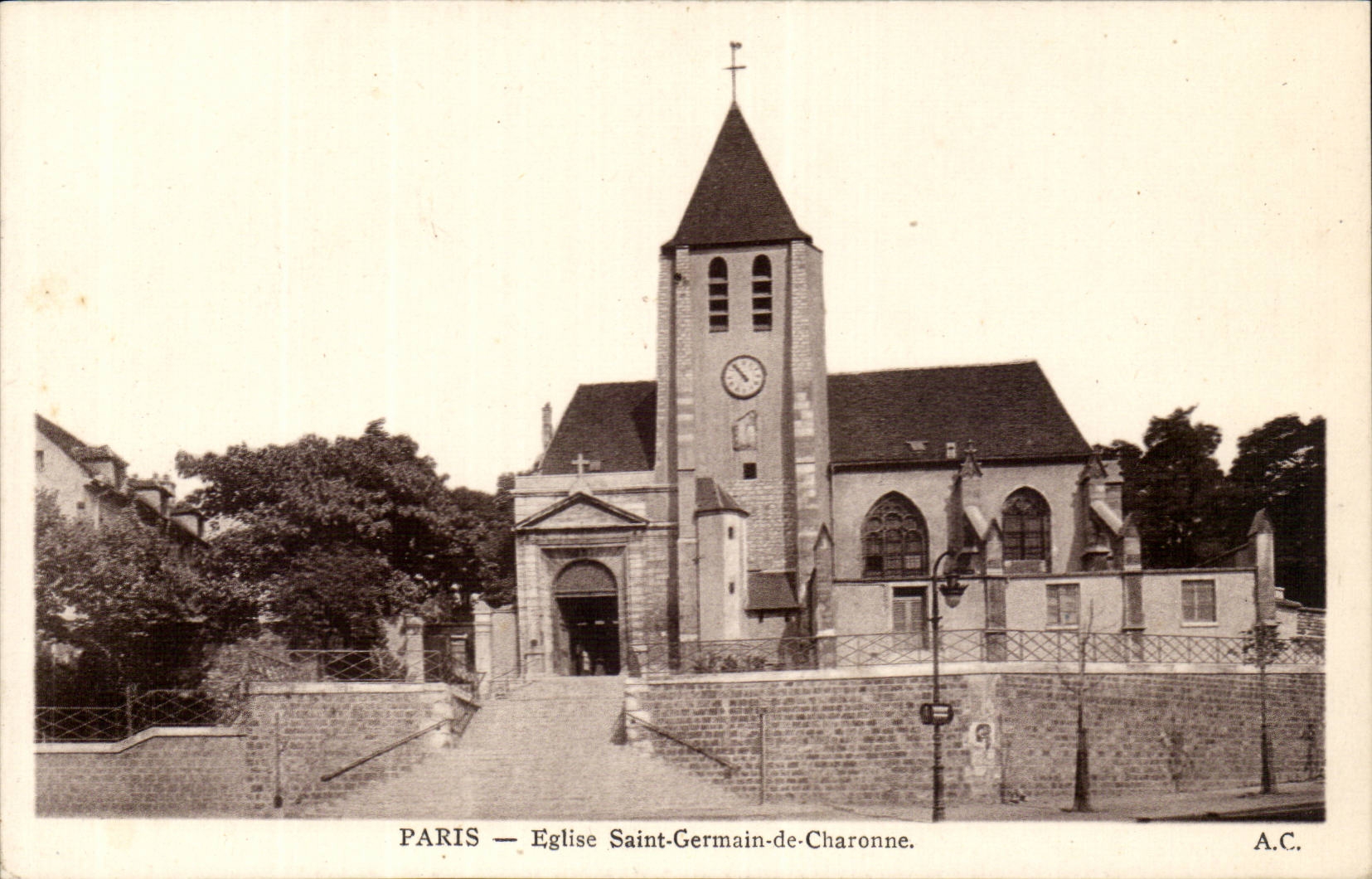 Paris CPA Eglise Saint Germain de Charonne