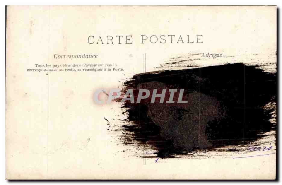 Mujer en vestido de plumas y sombrero — tarjeta postal con sello 5c — editor A.N. 7491 — Reverso