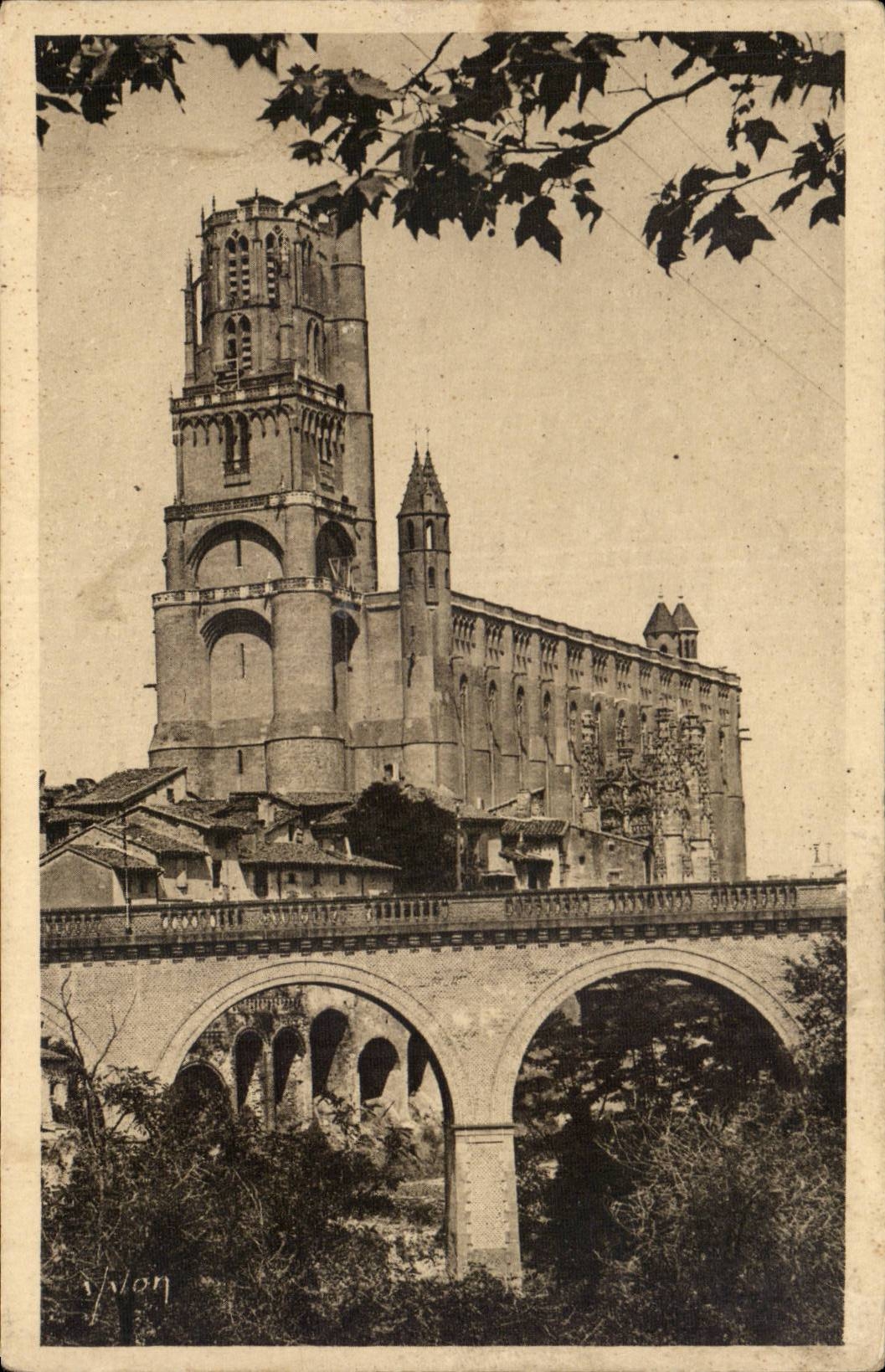 Albi — Kathedrale Sainte-Cécile und der Eisenbahnviadukt — Yvlon