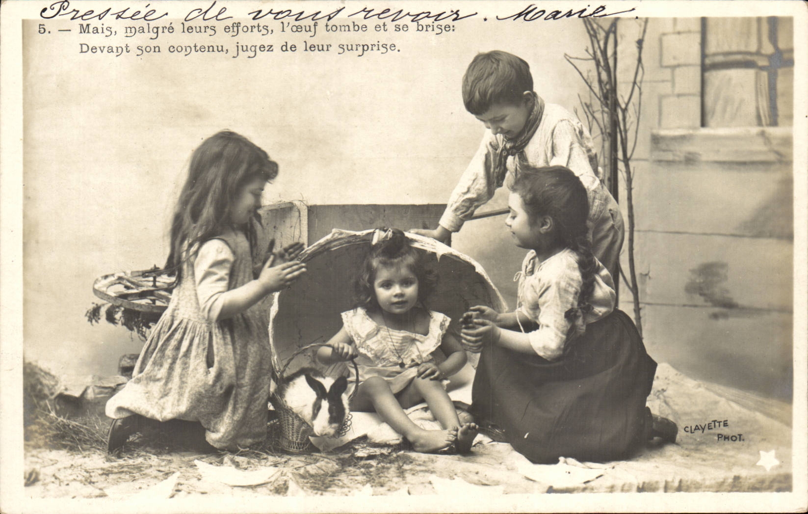 CPA Fantaisie Enfants et lapin (rabbit)