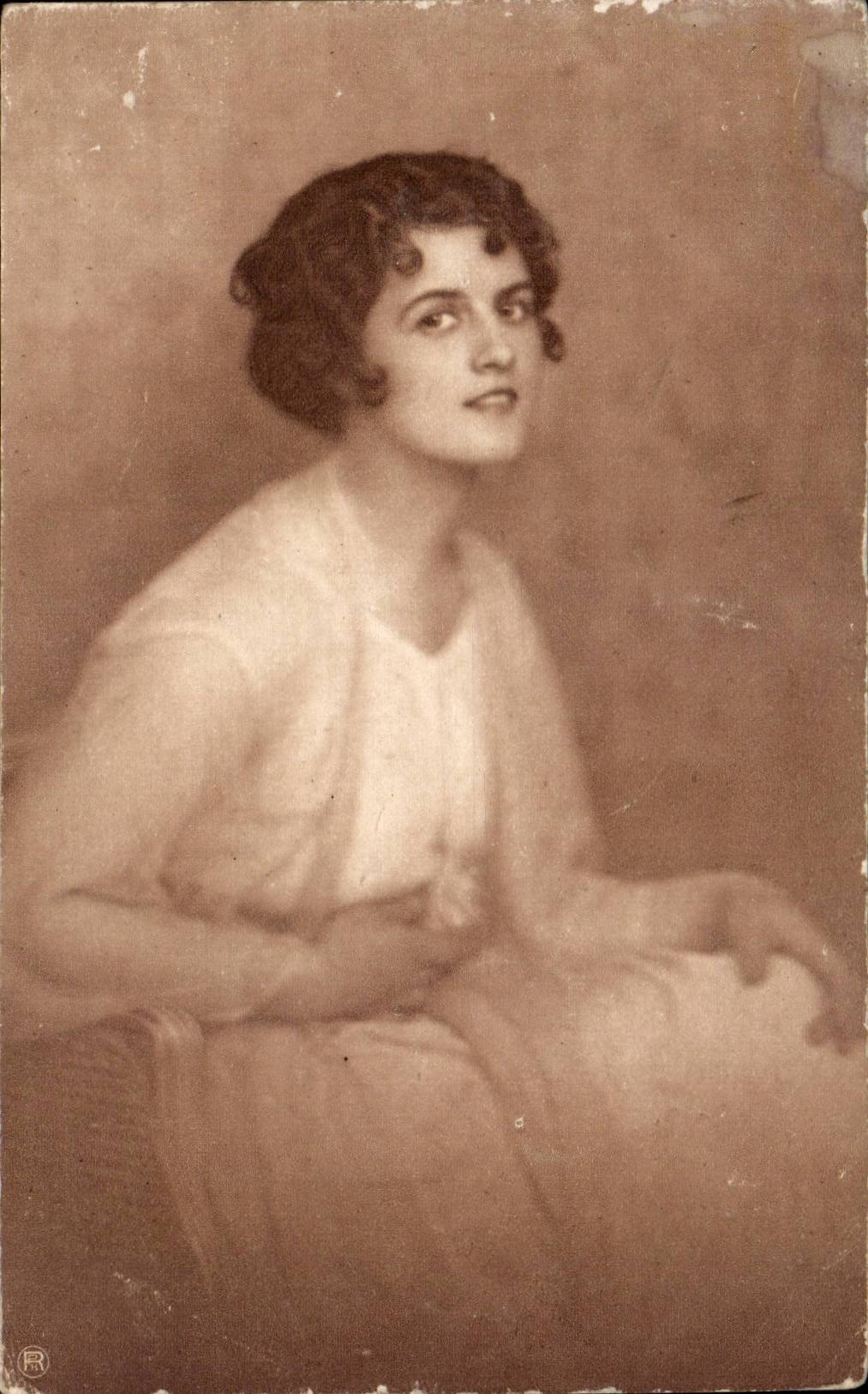 CPA Fantaisie Femme