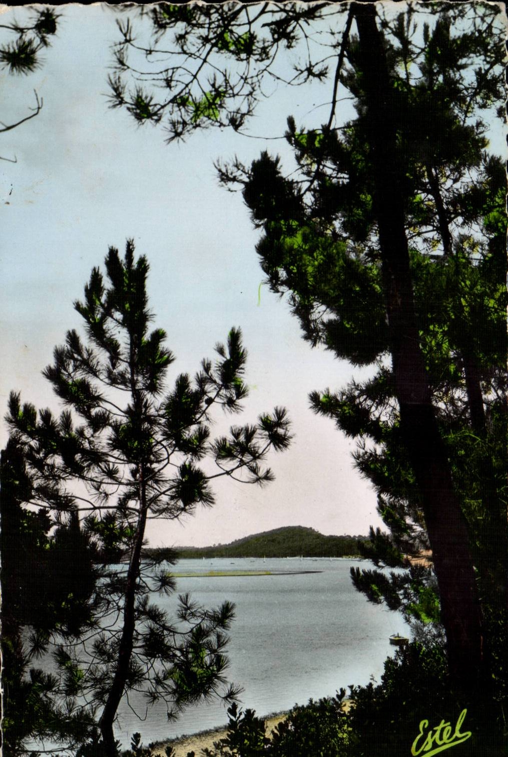 Vue sur lac Maïre — Estel
