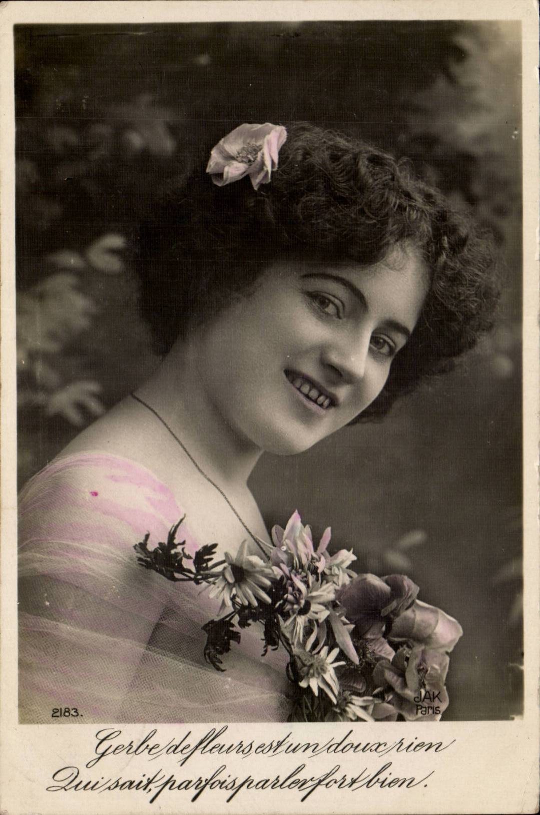 CPA Fantaisie Femme