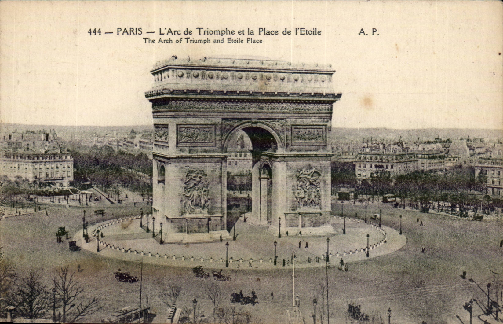 Paris CPA L'arc de triomphe et la place de l'Etoile