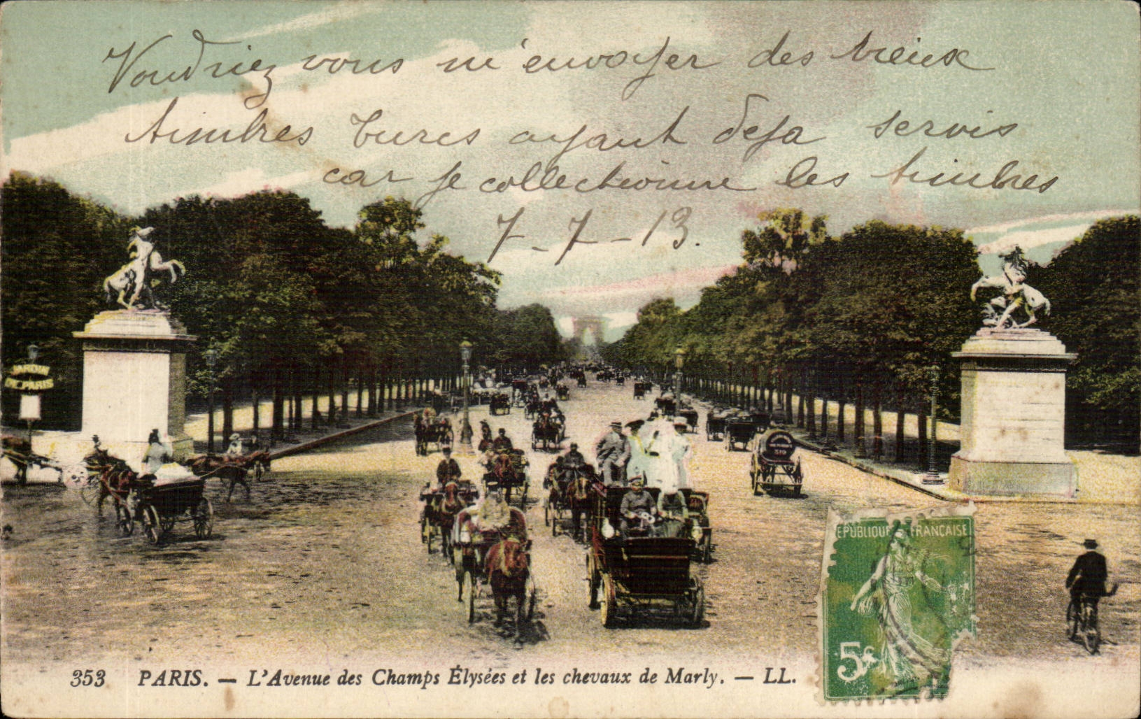 Paris CPA l'avenue des Champs Elysees et les chevaux de Marly