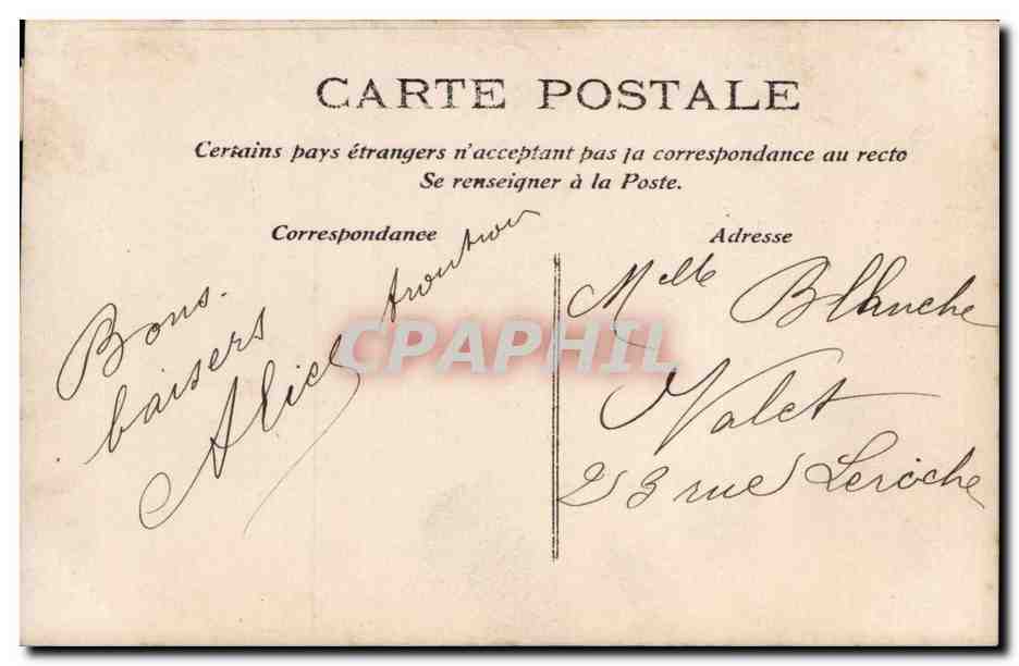 Donna sorridente con mazzo di fiori — Anniversario — Le Normand, fotografo, I.R.I.S. n°134 — Verso