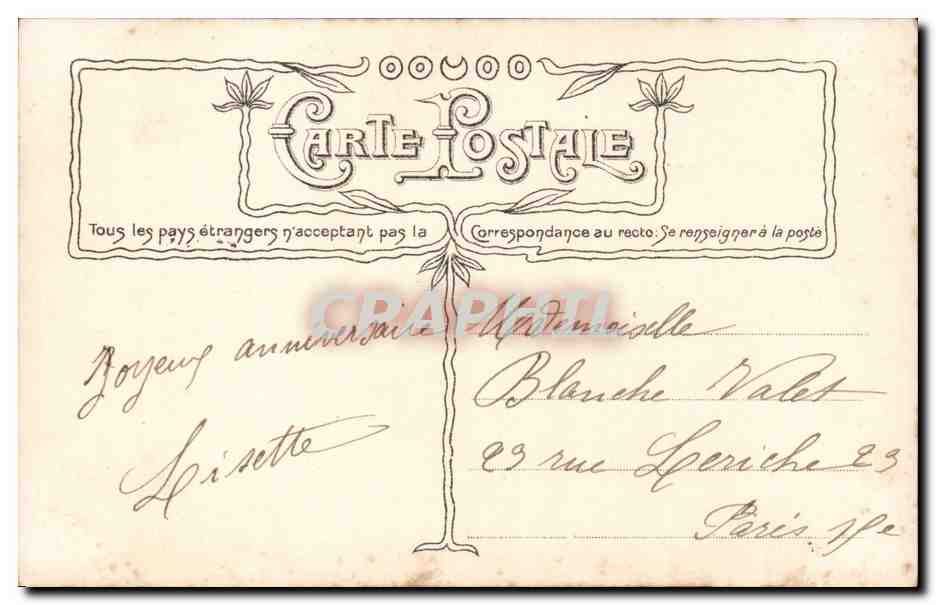 Femme en robe bleue tenant un bouquet de roses — Carte postale d'anniversaire — Éditeur : Carte Postale (verso) — Reverso
