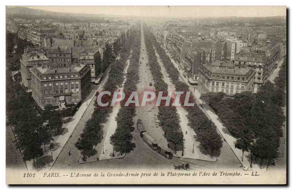 Paris CPA L'avenue de la Grande Armee prise de la plateforme de l'arc de triomphe