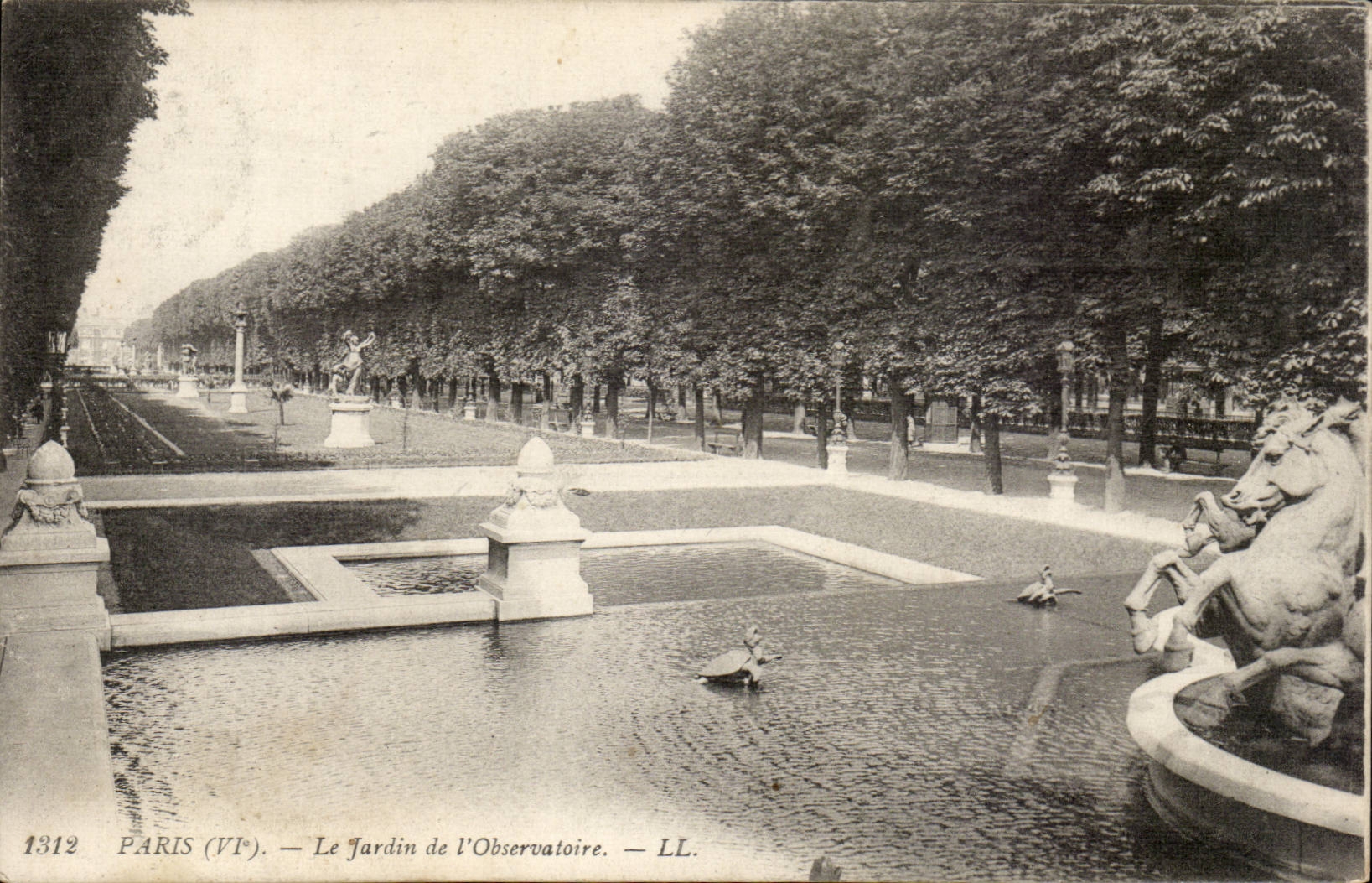 Paris CPA Le jardin de l'observatoire