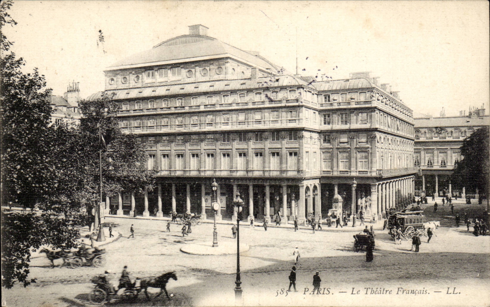 Paris CPA Le Theatre de la comedie francaise