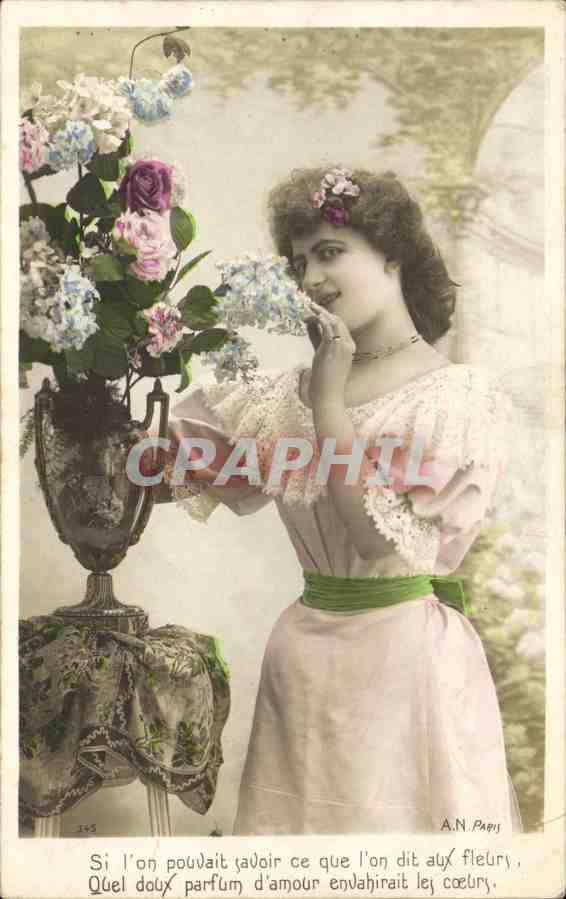 Mujer con flores — A.N. París, n° 145
