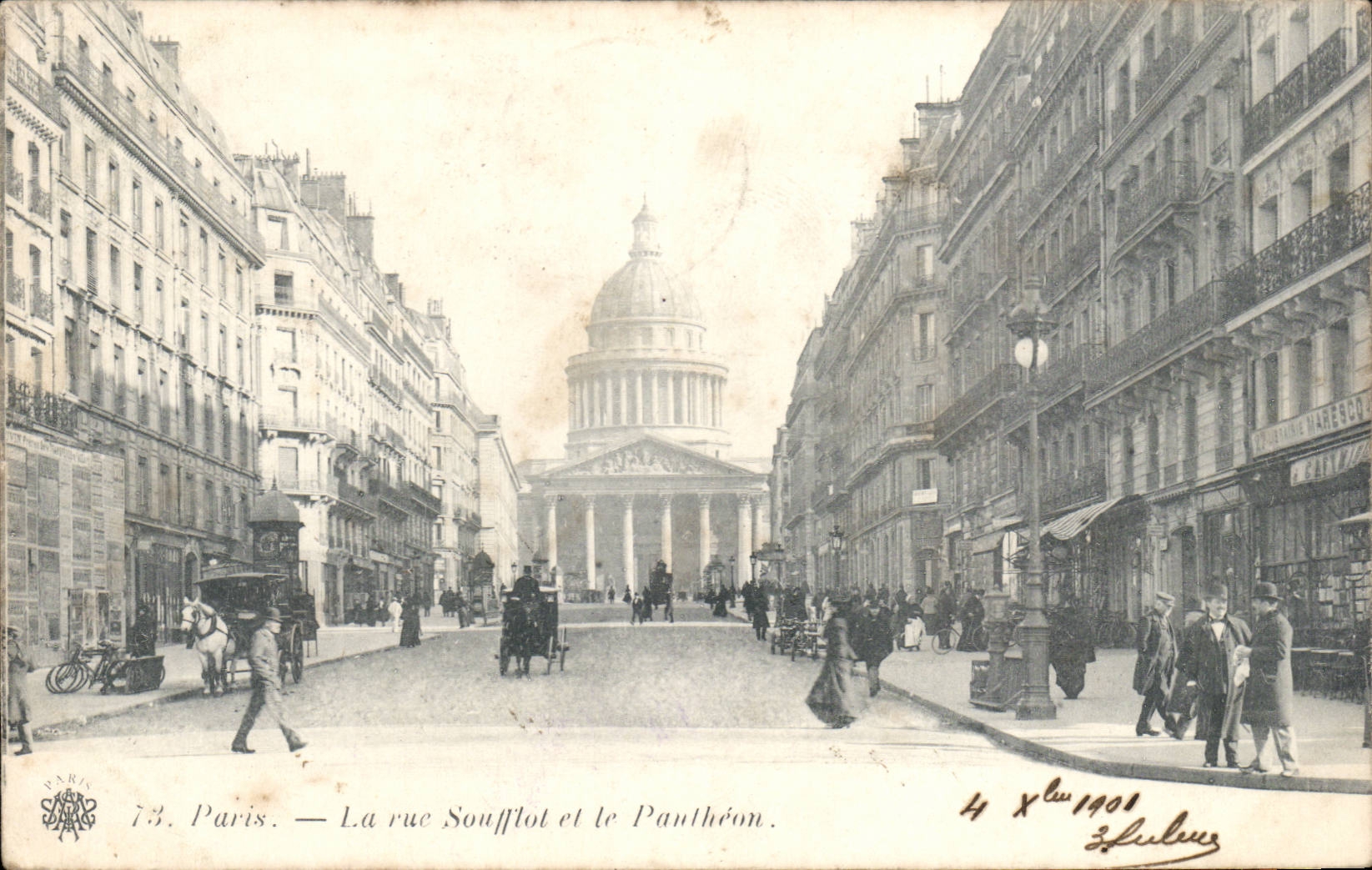 Paris CPA La rue Soufflot et le Pantheon