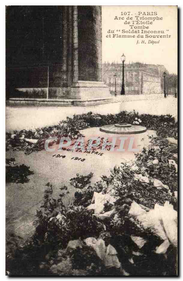 Paris CPA Arc de triomphe de l'Etoile Tombe du soldat inconnu et flamme du souvenir