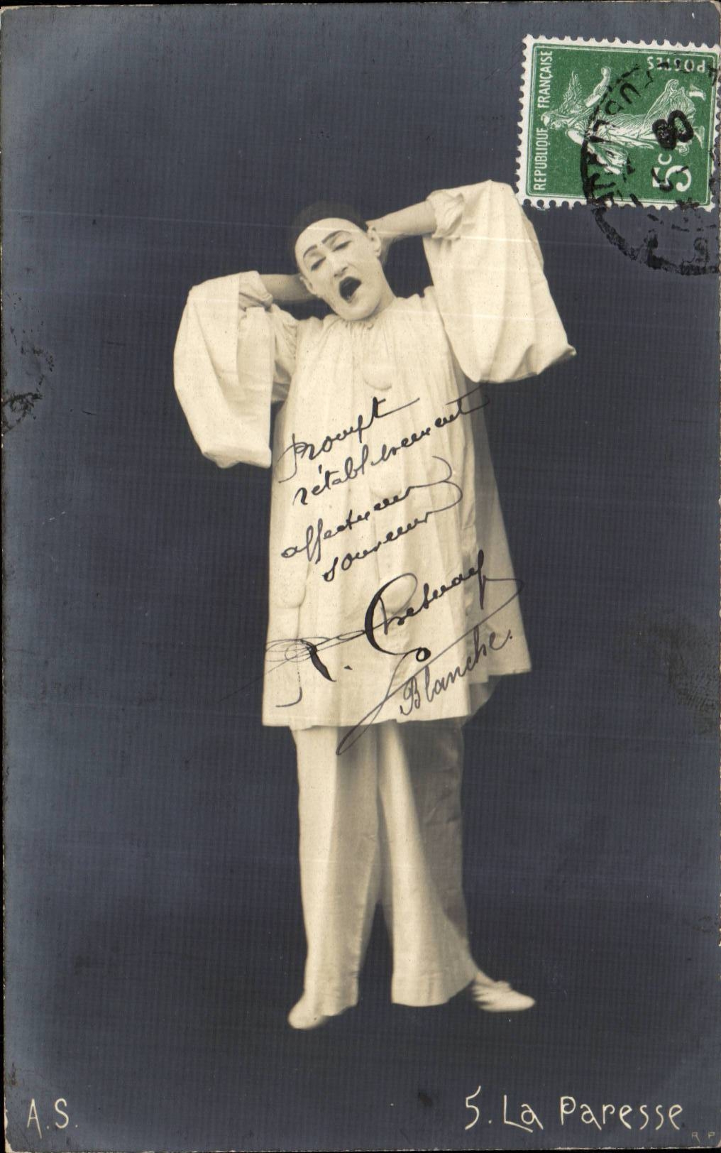 CPA Fantaisie Homme La paresse Pierrot