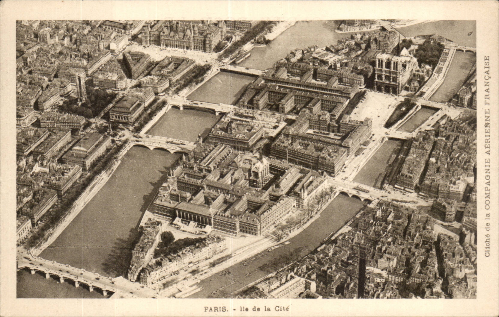 Paris CPA Ile de la cite