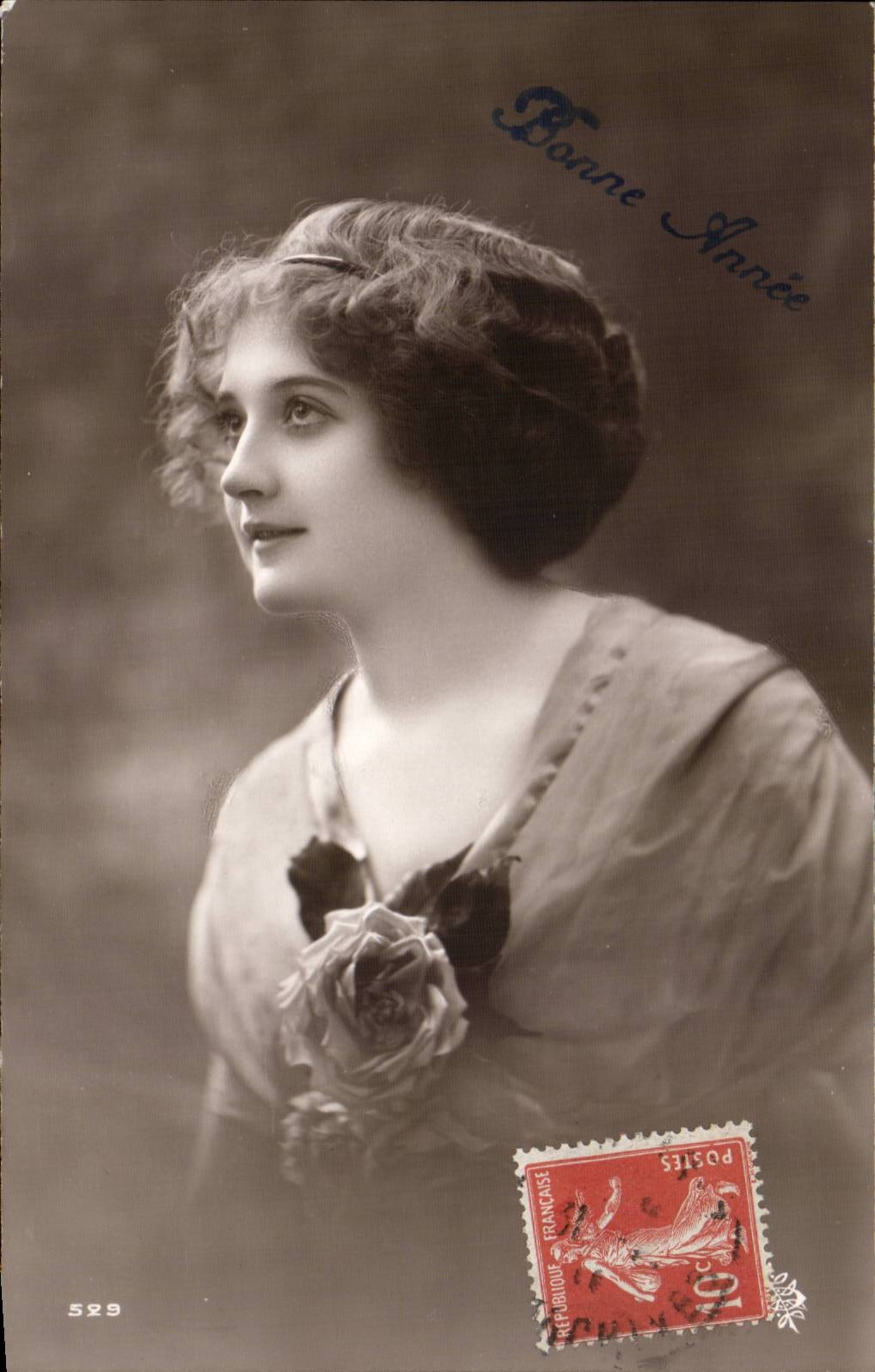 Joven mujer — retrato — editor desconocido, n° 529