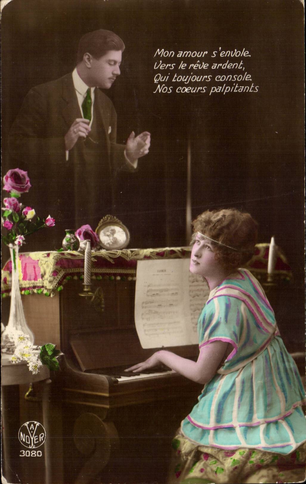 CPA Fantaisie Enfant au piano