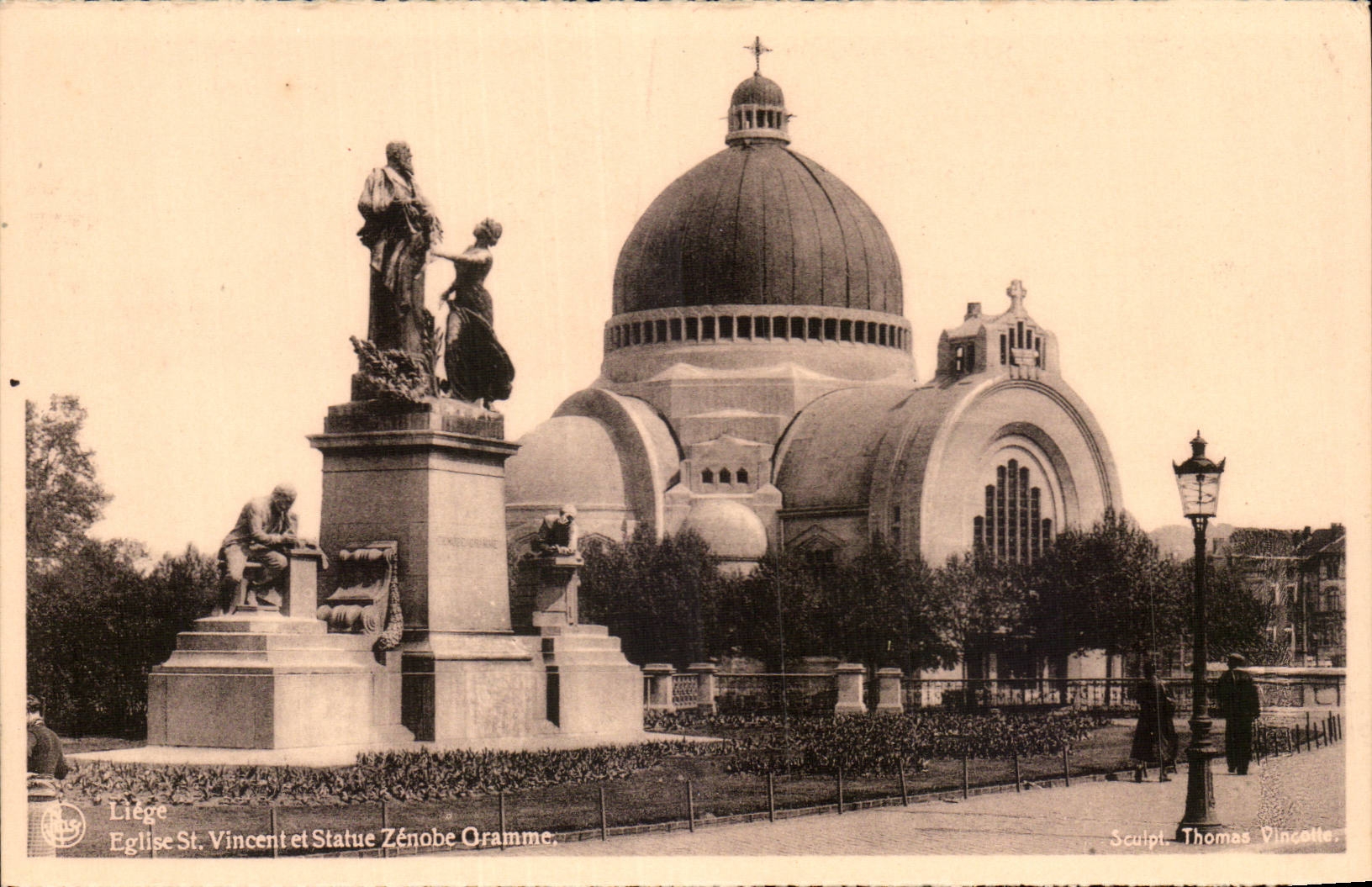 Liège - Église Saint-Vincent et Statue de Zénobie Oramme — Sculpt. Thomas Pincoffe