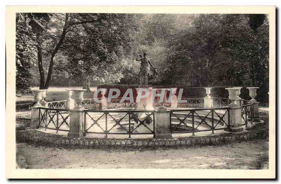 Fuente de Diana — Castillo de Fontainebleau — Edición de los Museos Nacionales