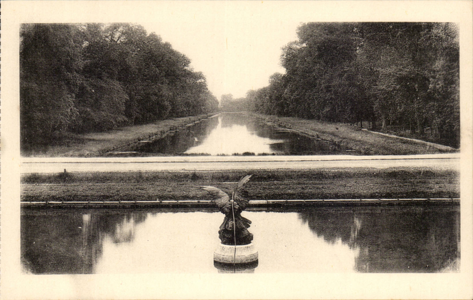 Castello di Fontainebleau — Il Canale — Edizione dei Musei Nazionali
