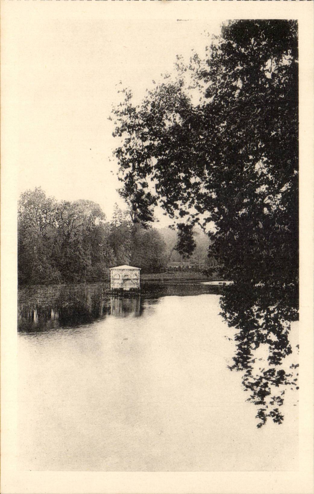 Kasteel van Fontainebleau — Het Karpersmeer — Uitgave van de Nationale Musea