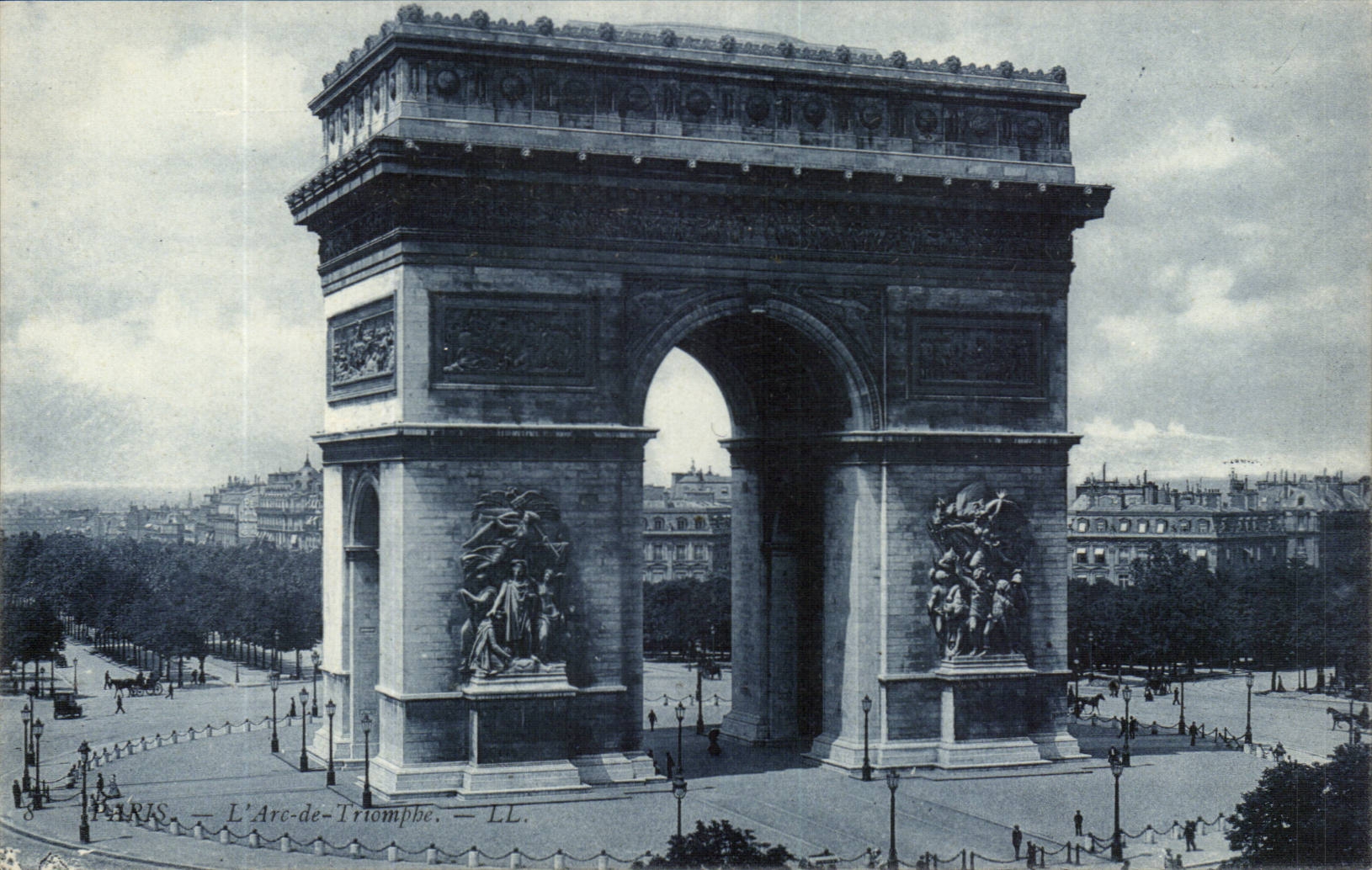 Paris - 8 - L'Arc de Triomphe - CPA 