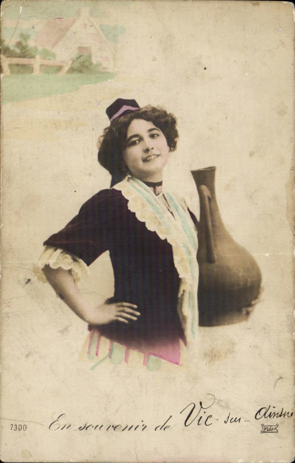 Fantaisie - Femme - Woman holding large jug - CPA 
