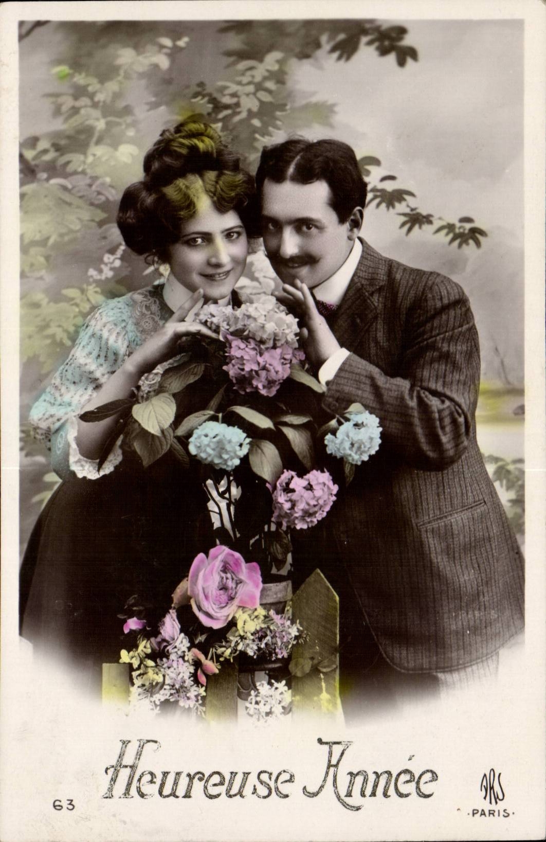 Fantaisie - Couple - Happy Couple with flowers - CPA 