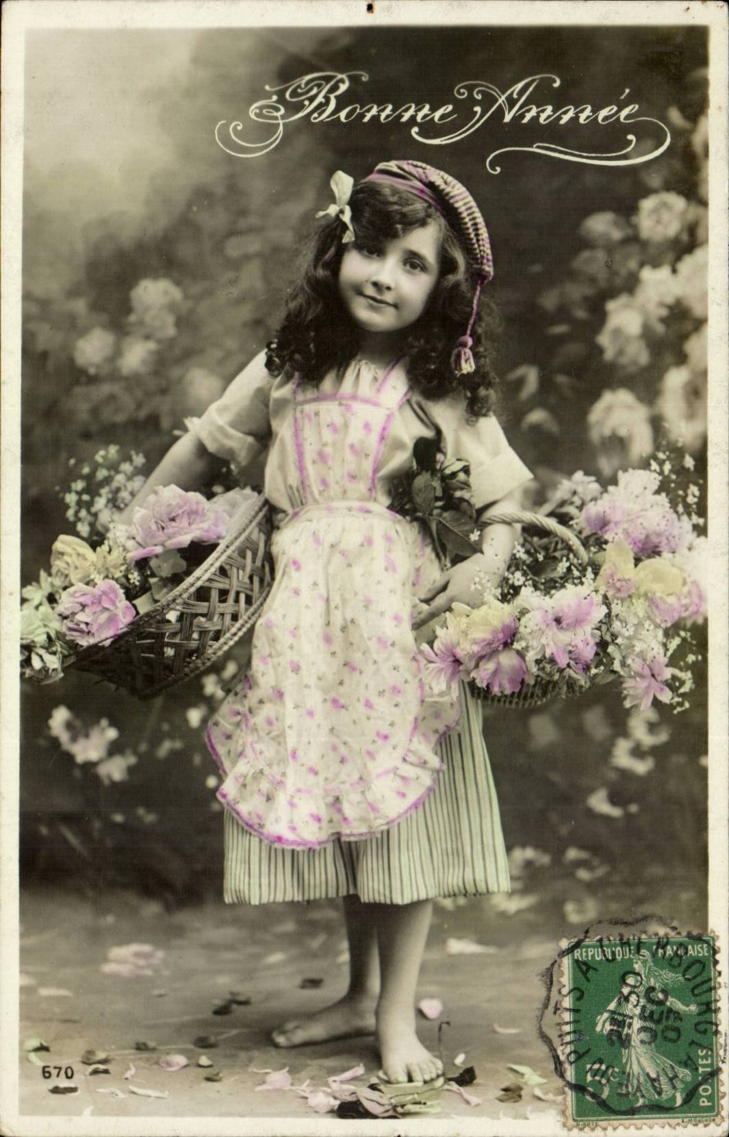 Fantaisie - Enfants - Little Girl with basket - Bonne Annee CPA 