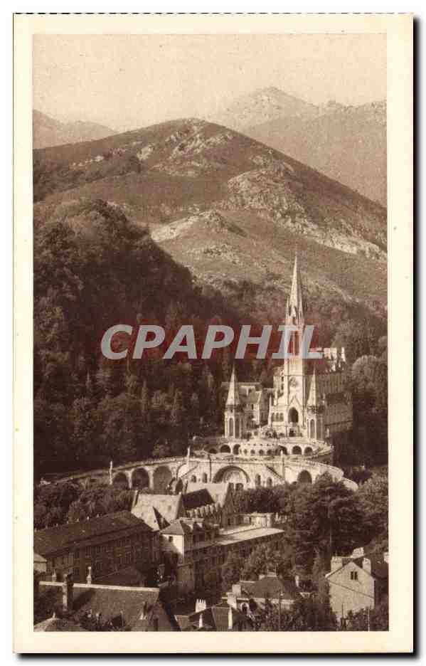 Lourdes - La Basilique - La Montagne du Calvaire - CPA 