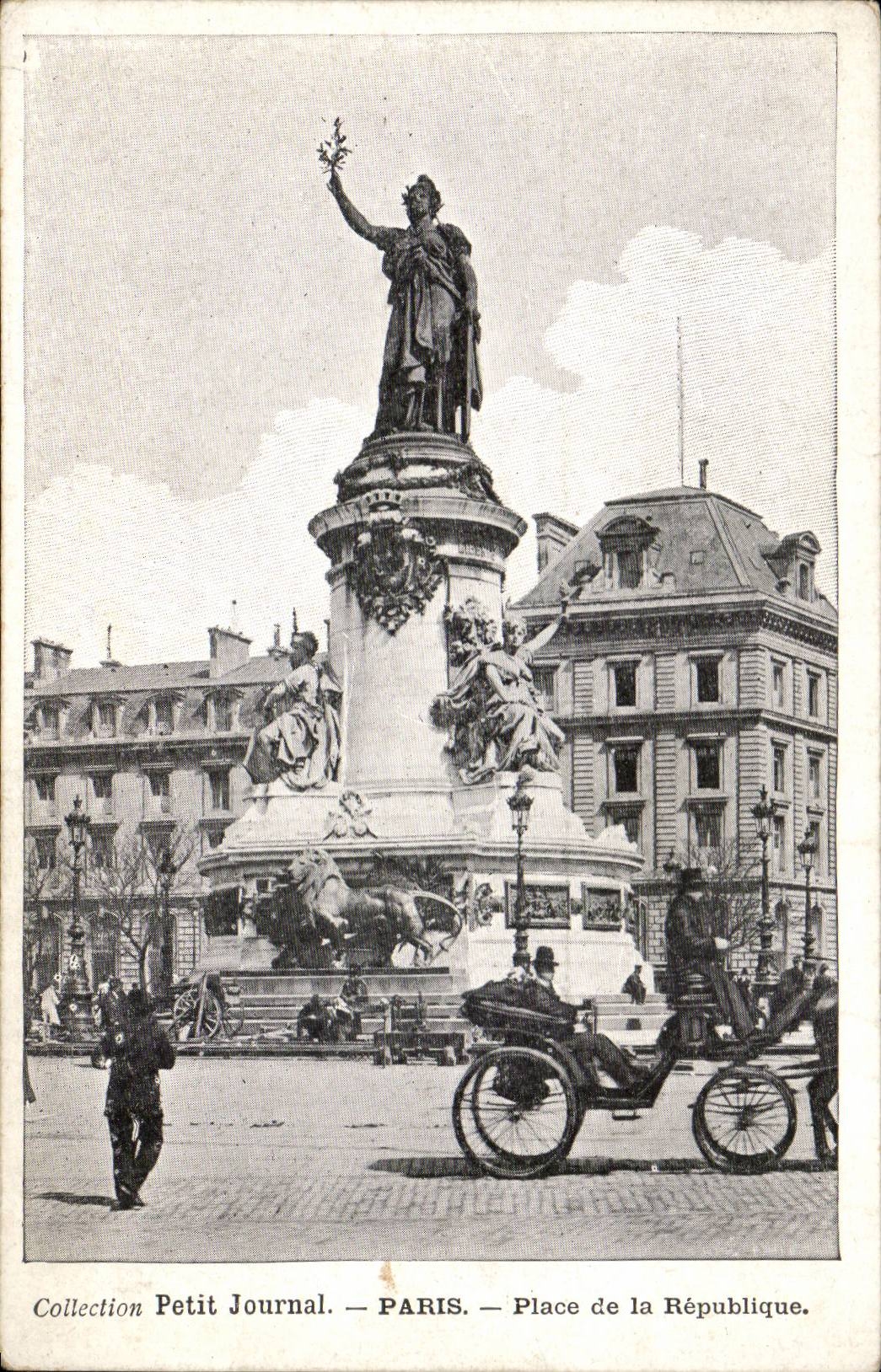 Paris CPA Place de la Republique