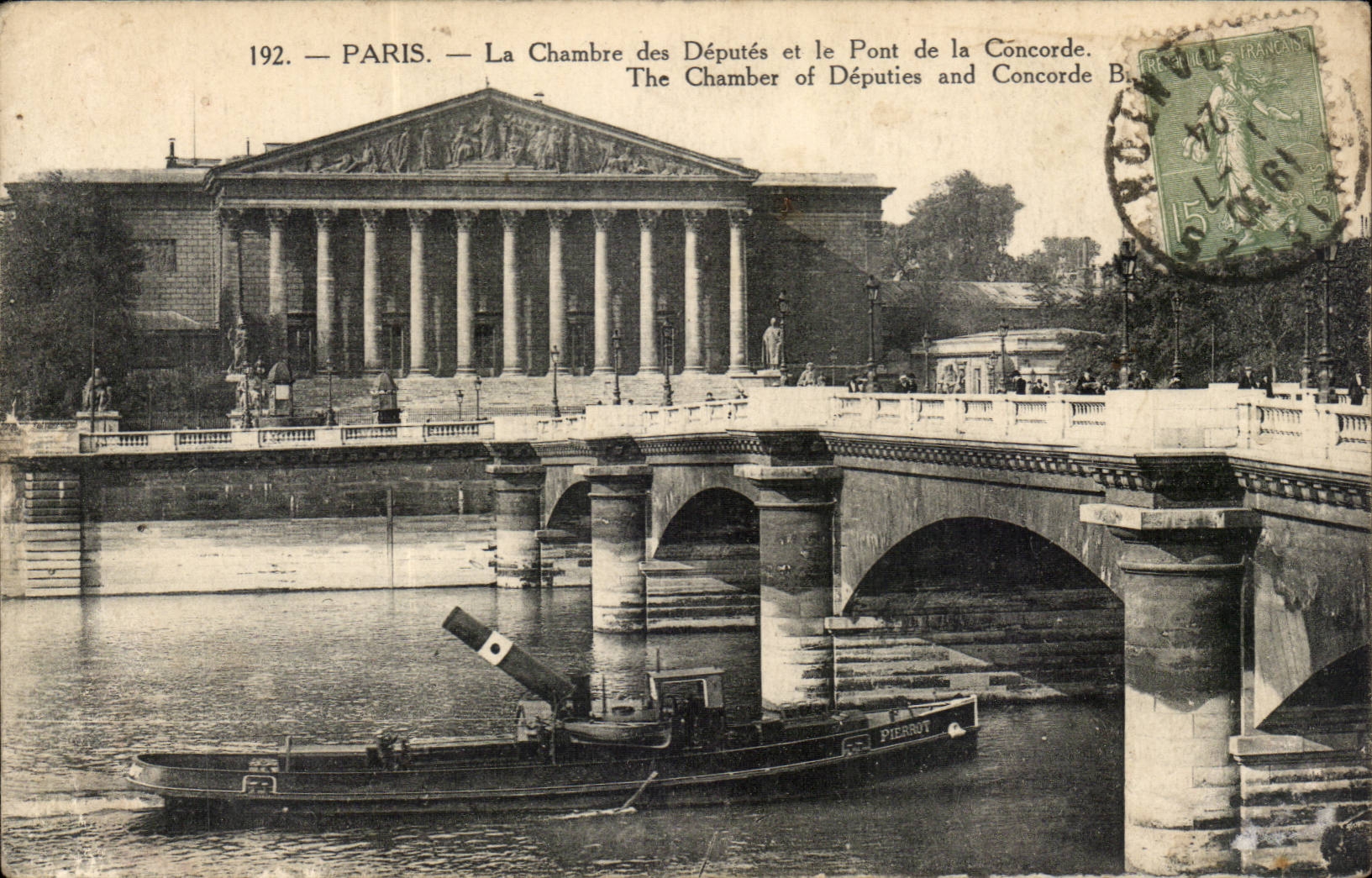 Paris CPA Le pont de la Concorde La chambre des deputes (bateau Pierrot)