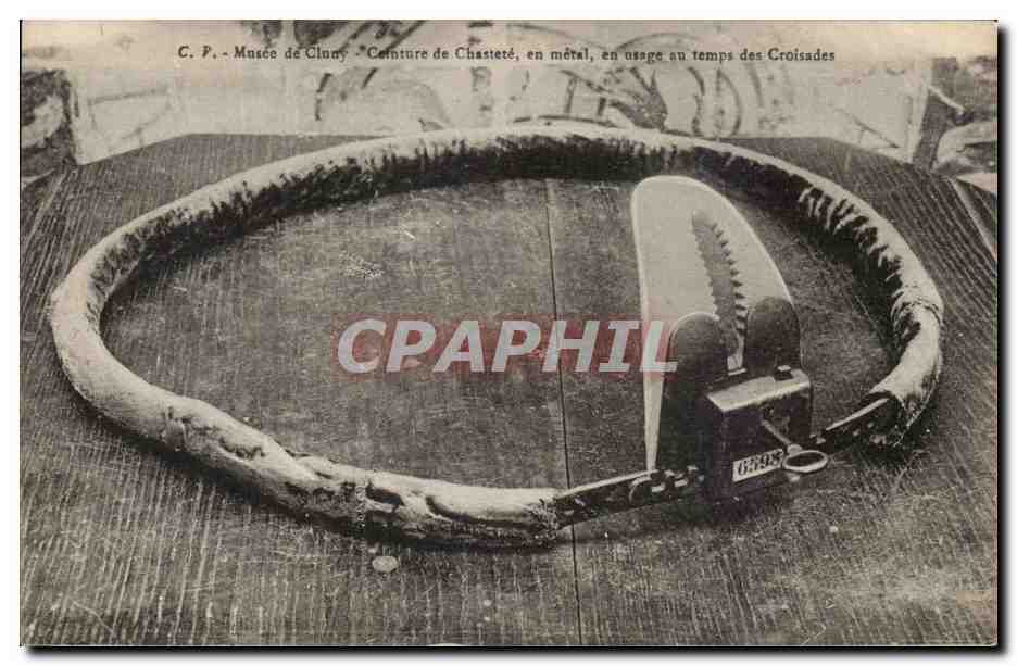 Paris CPA Musee de Cluny CEinture de chastete en usage au temps des croisades