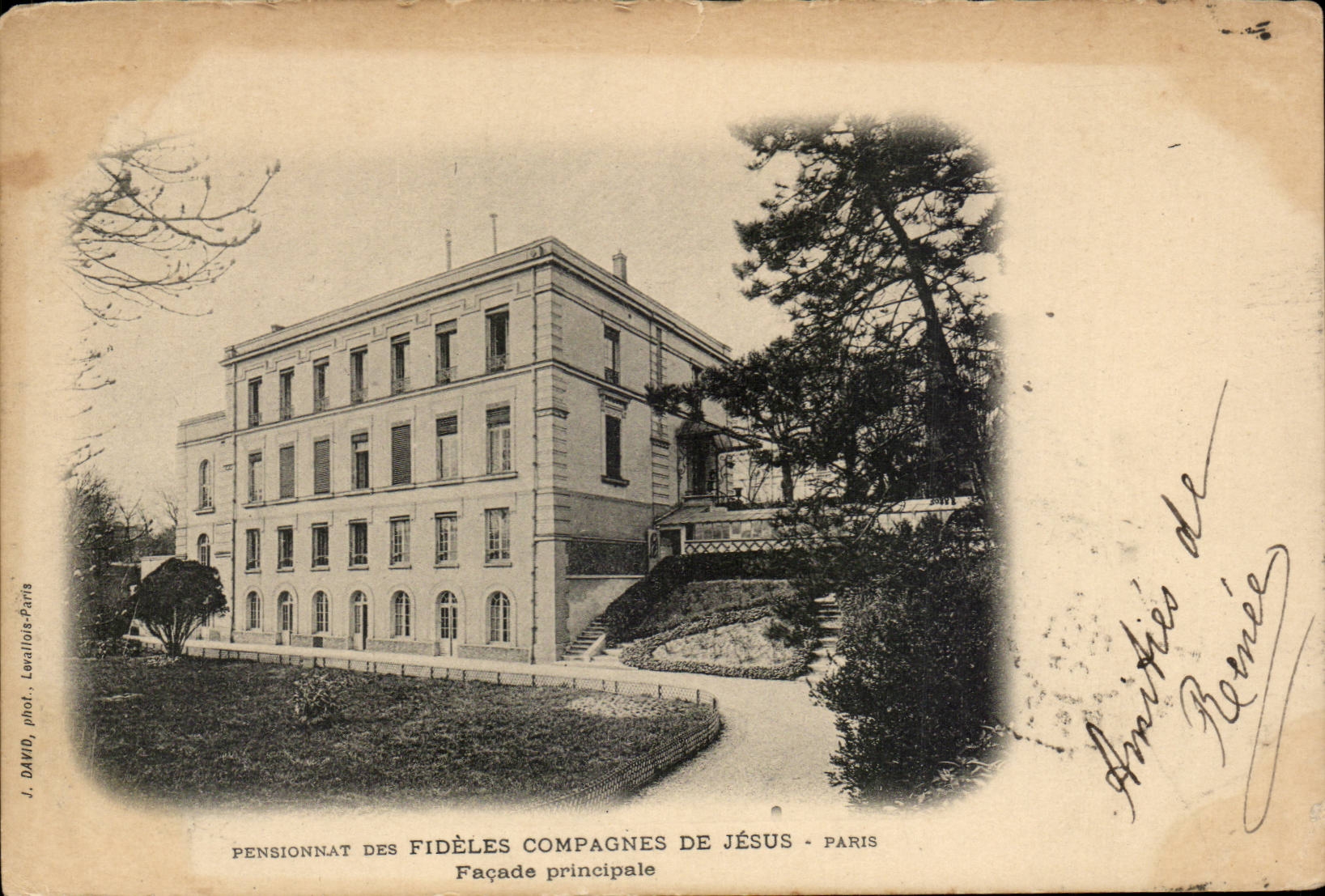 Paris CPA Pensionnat des fideles compagnes de Jesus Facade principale