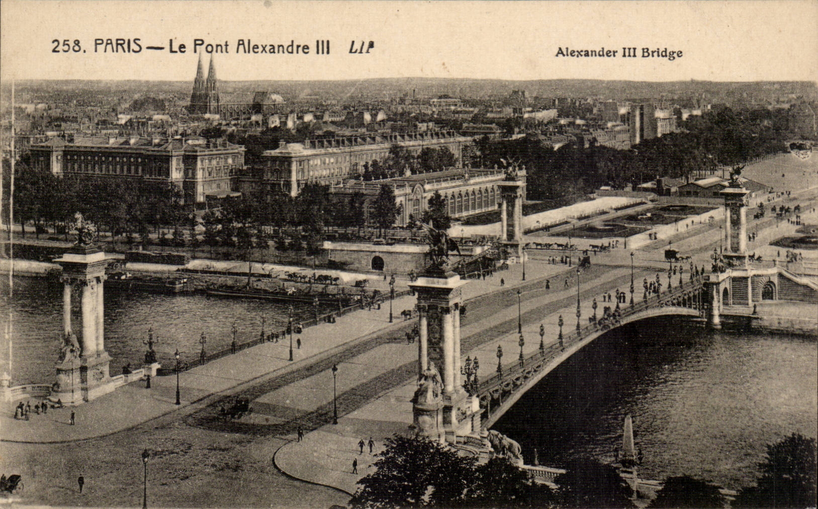 Paris CPA Le pont Alexandre III