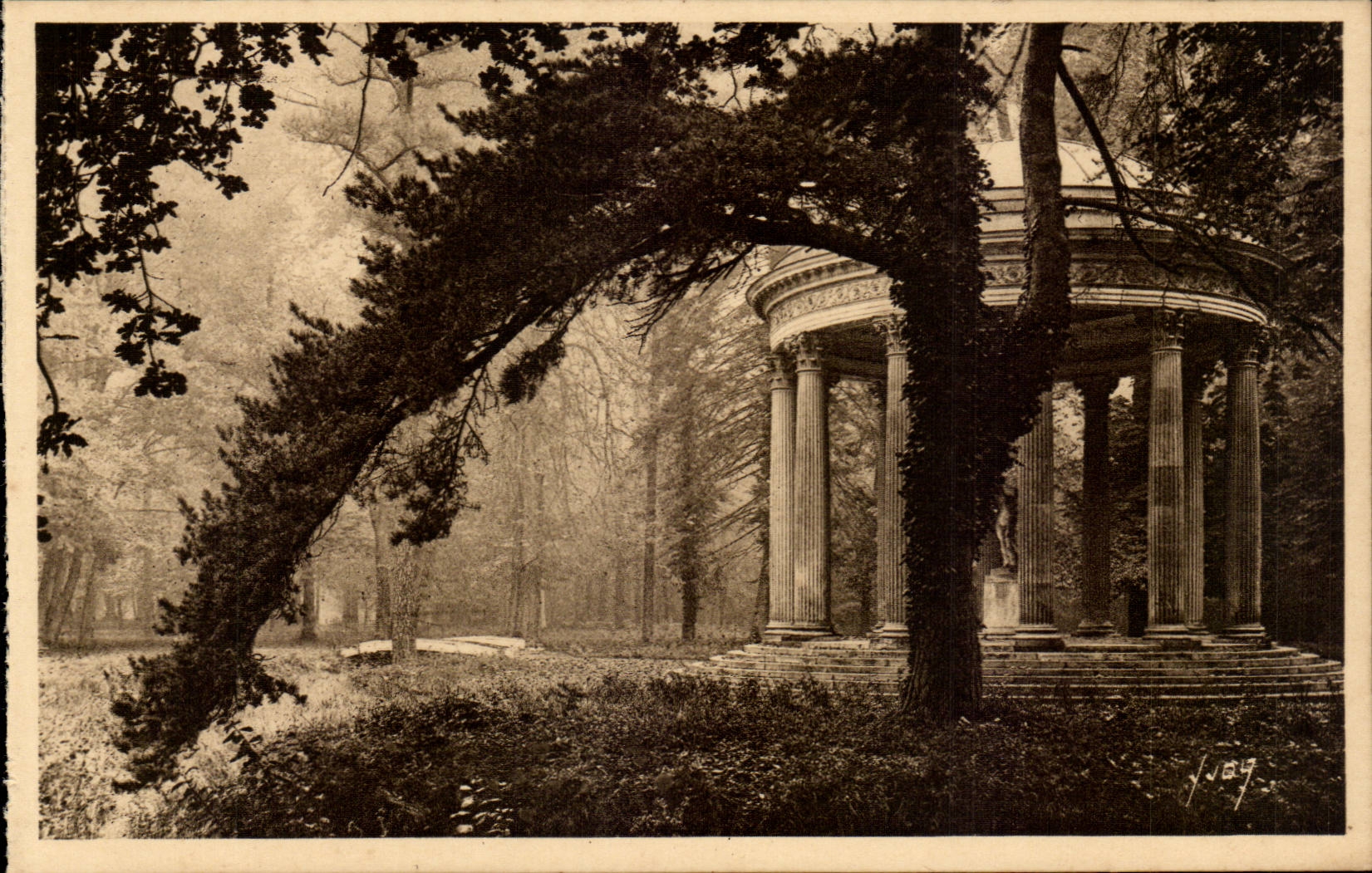 Versailles CPA Petit Trianon Le temple de l'amour