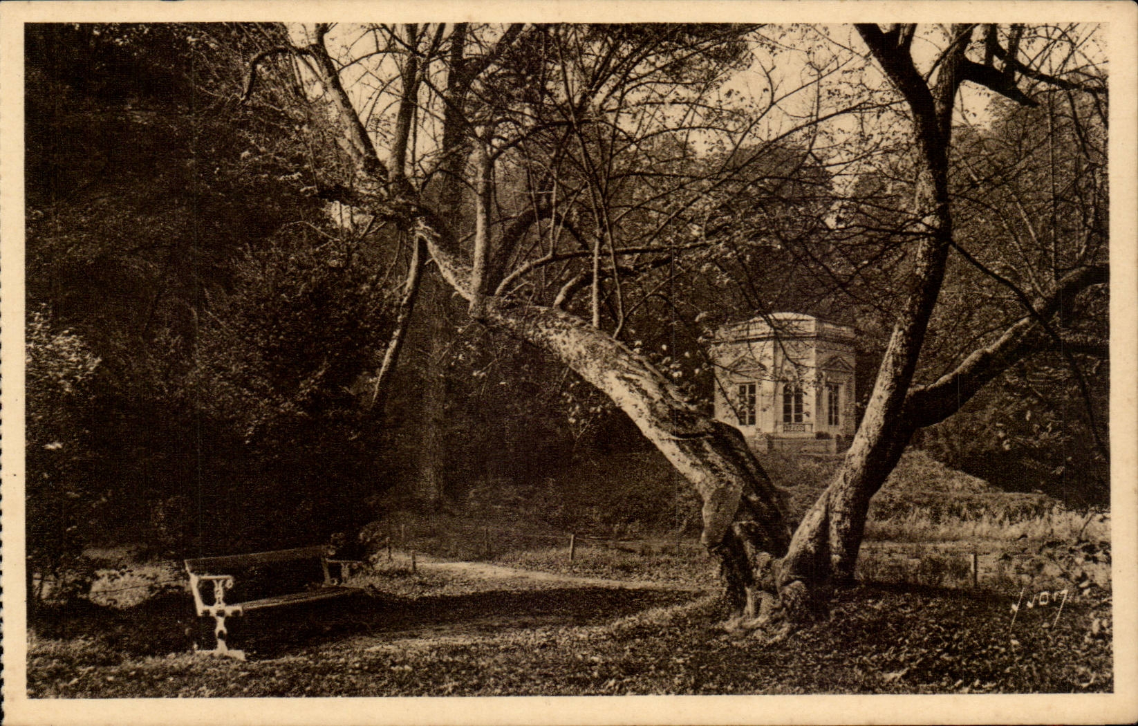 Versailles CPA Petit Trianon le temple de la musique