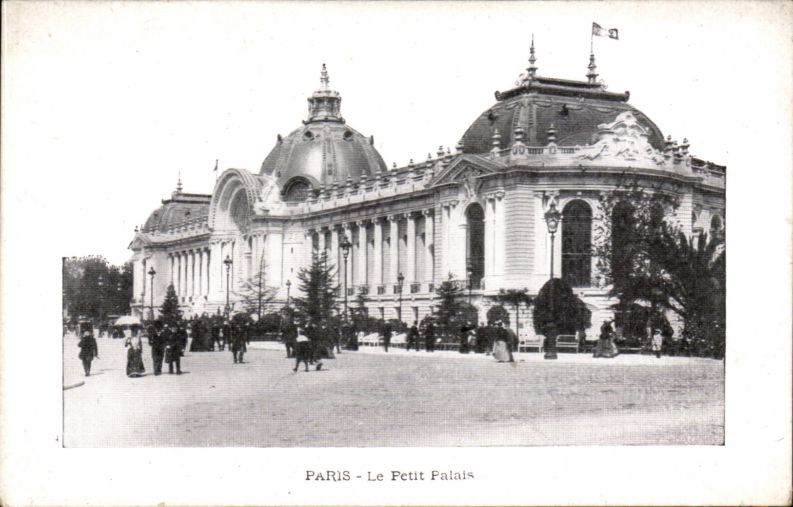 Paris CPA Petit Palais