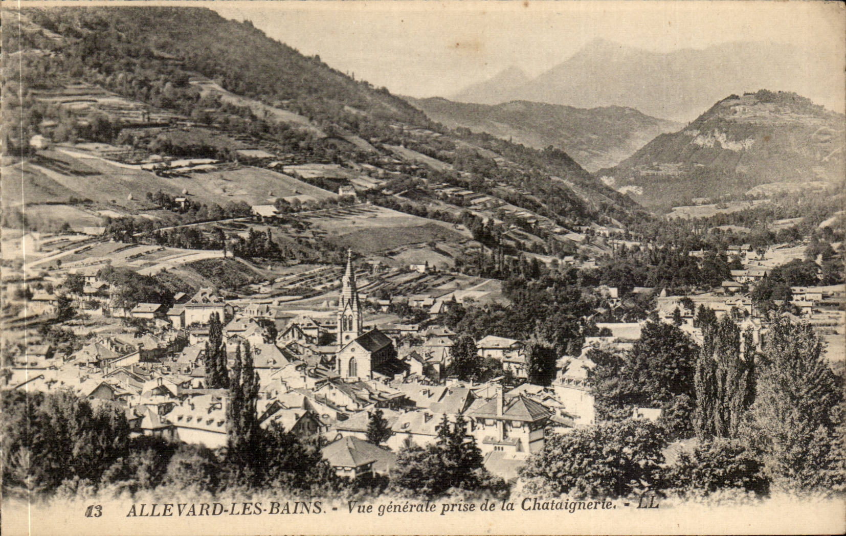 Allevard-les-Bains — Vue générale prise de la Chataignerie — LL