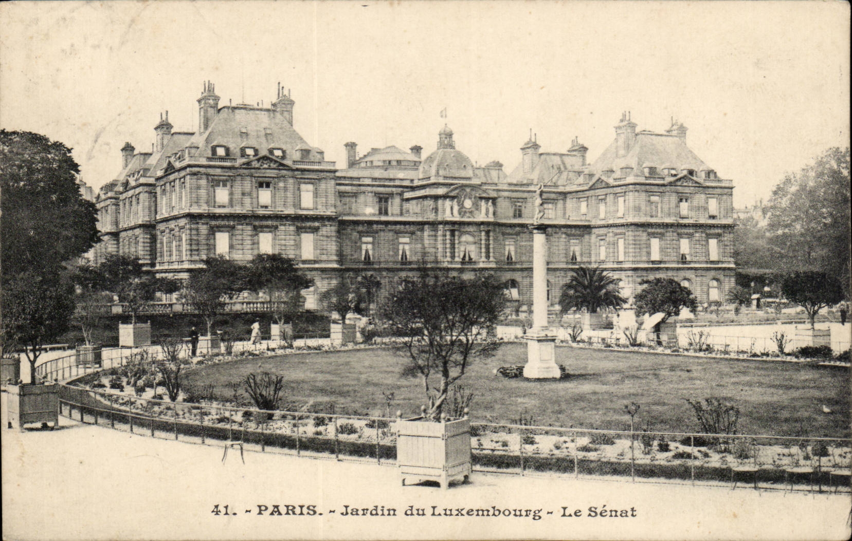 CPA Paris le Jardin du Luxembourg Le Senat