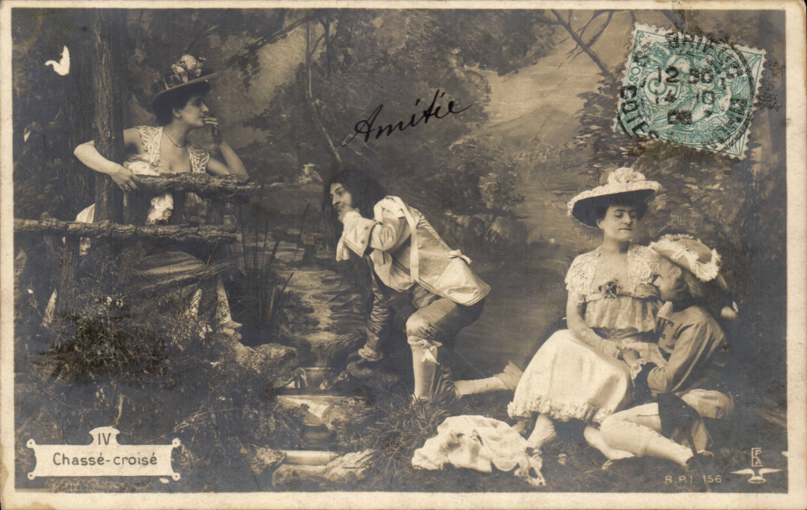 CPA Fantaisie Femme Chasse Croise