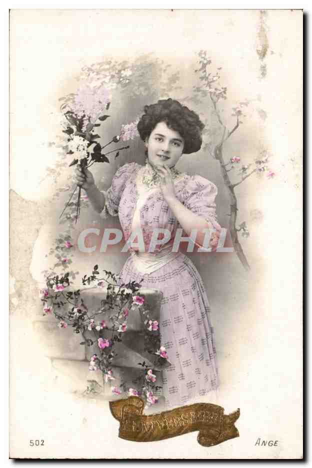 Jeune femme en robe lilas — avec bouquet de fleurs — éditeur Ange, n° 502
