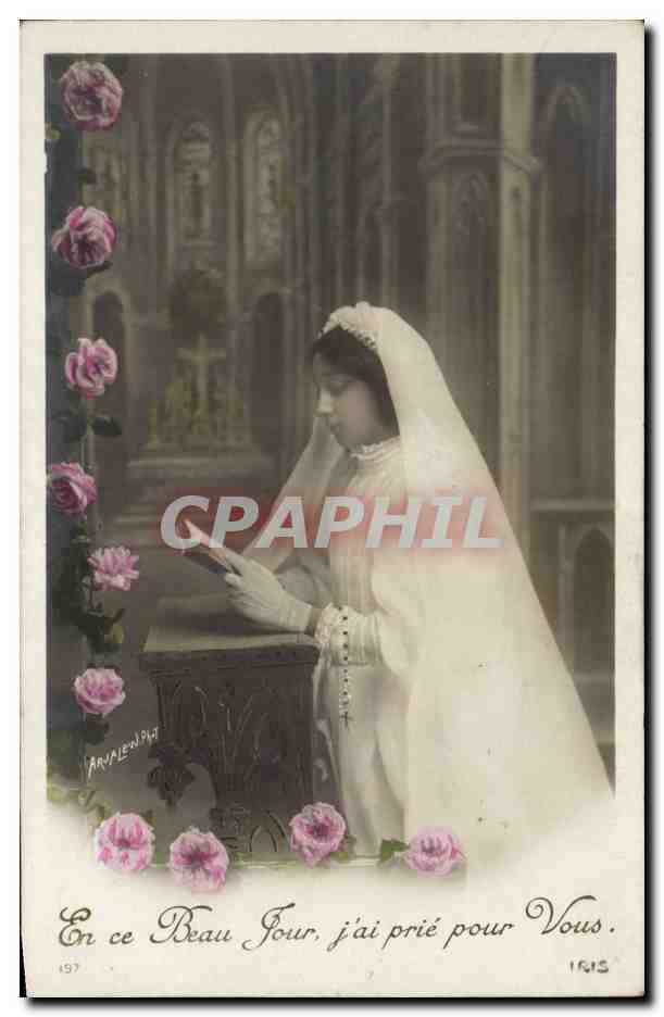 Young woman in a wedding dress praying in a cathedral — Arvalen 1915