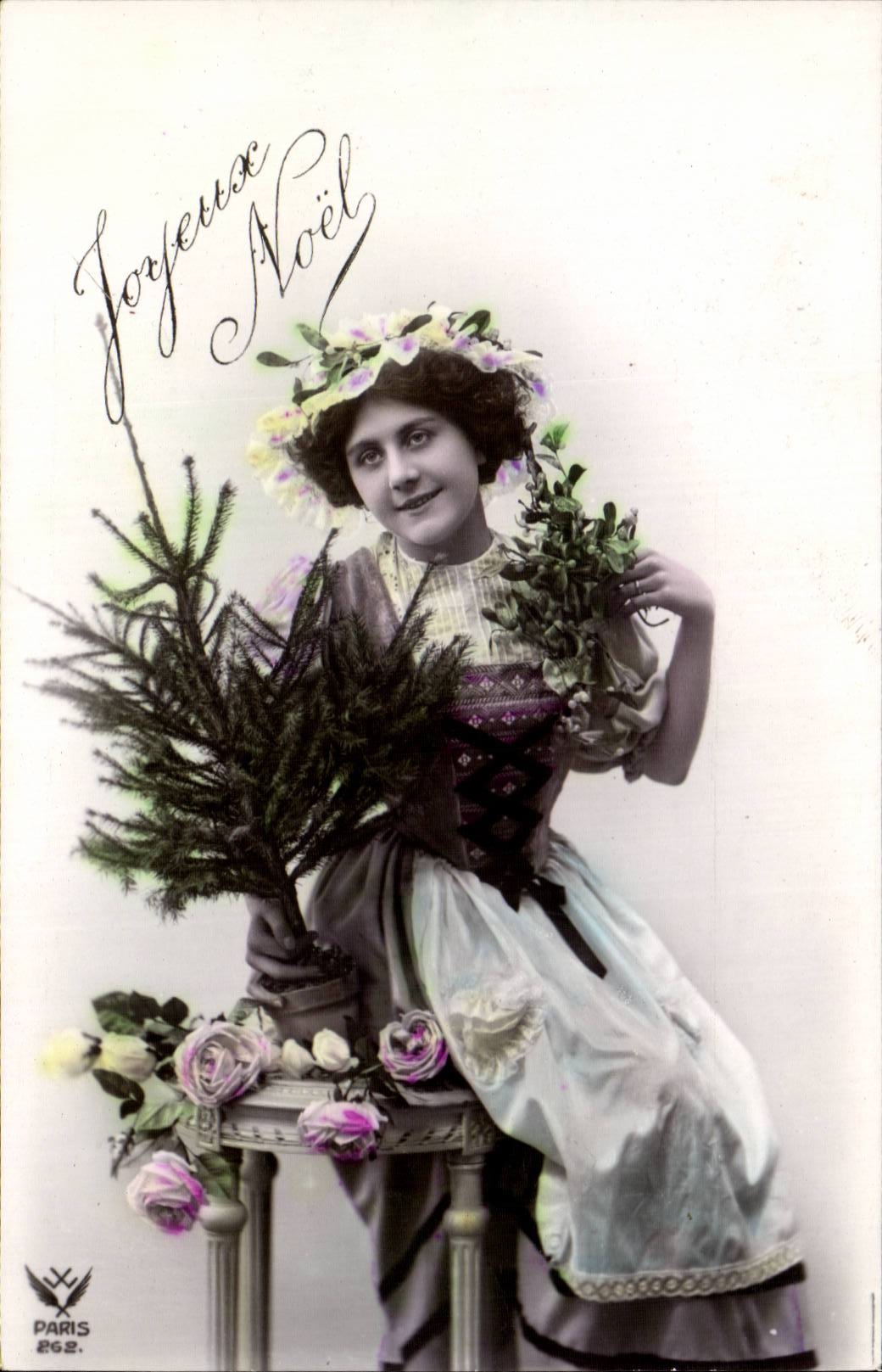 Junge Frau mit Blumenkrone — Weihnachten — Paris 262
