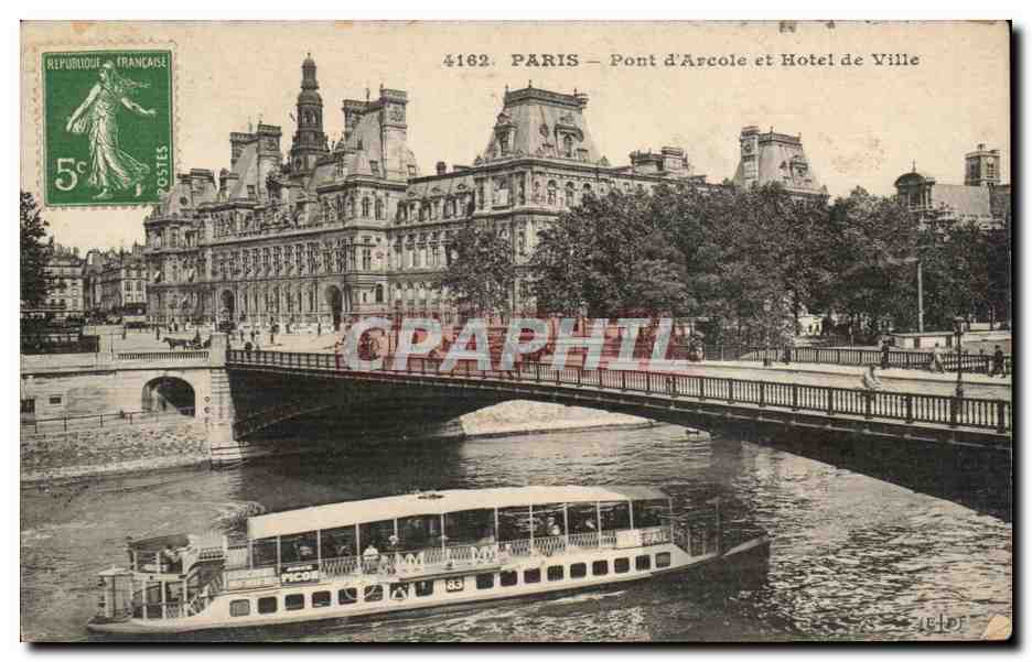 Paris CPA Pont d'Arcole et hotel de ville