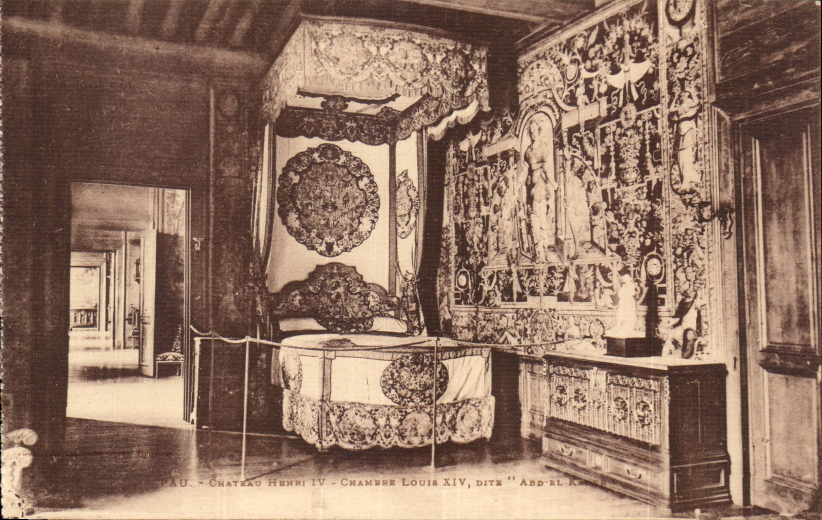 Pau - Château Henri IV - Chambre Louis XIV, dite "Abd-el-Kader"