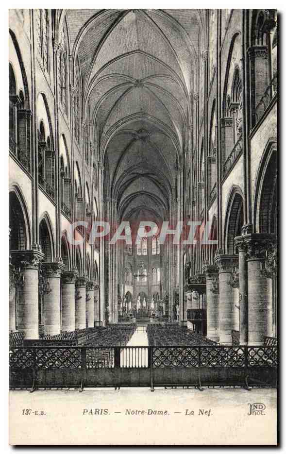 Paris CPA Notre Dame la nef
