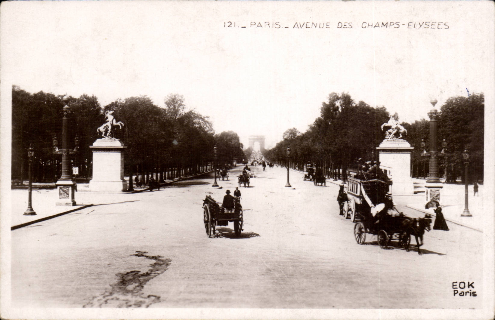 Paris CPA Avenue des Champs Elysees